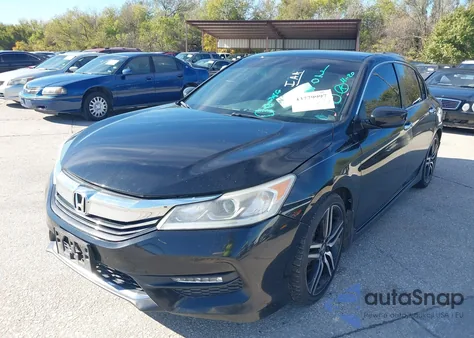 2017 Honda Accord Sport Se z USA, uszkodzony, nr VIN 1HGCR2F1XHA120720